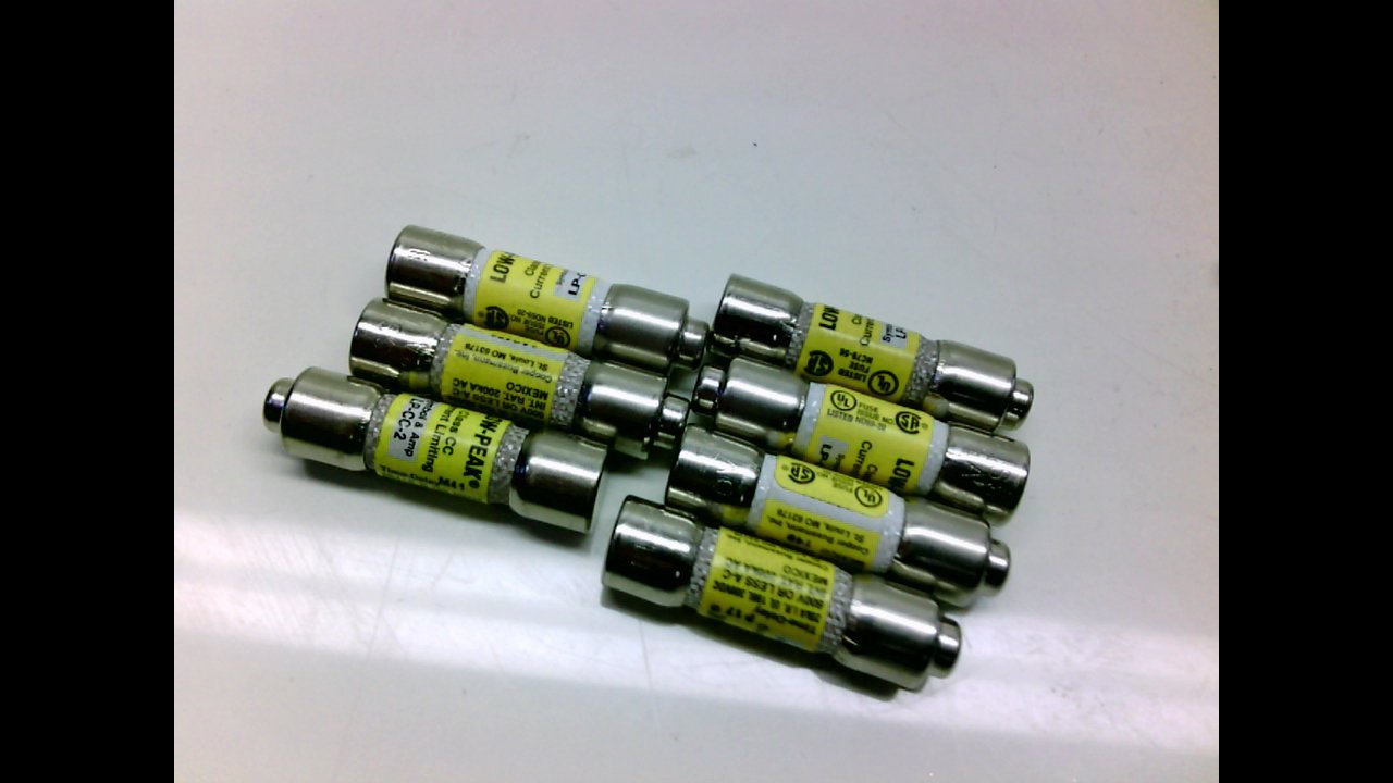 Lot Of 11X Cooper Bussmann Lp-cc-15 Low-peak Time Delay Fuse