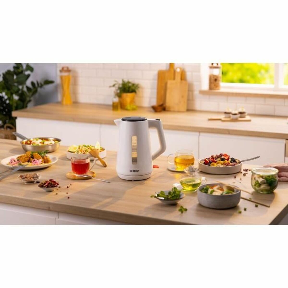 BOSCH Bouilloire TWK1M121 Blanc Plastique 2400 W 1,7 L (1 unité)