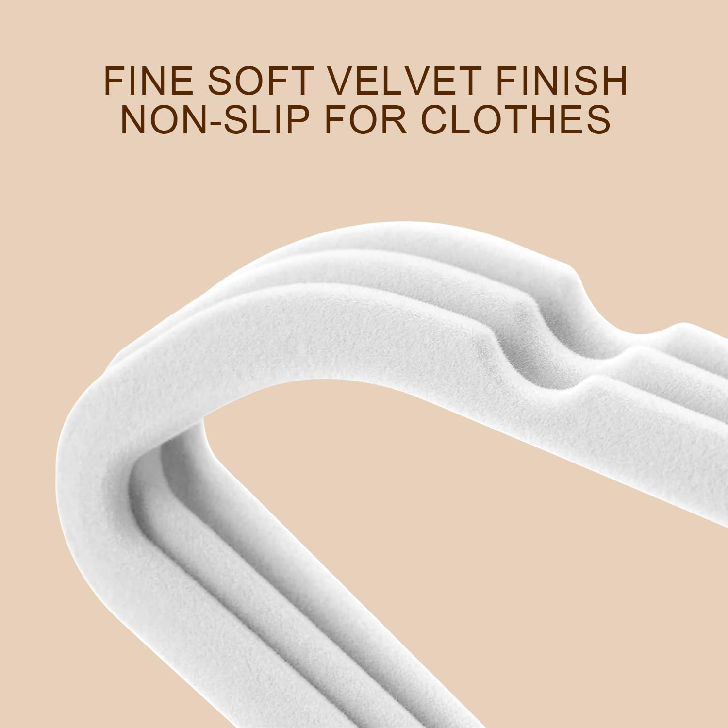 Perchas de terciopelo de 45 cm, percha de fieltro antideslizante, perchas resistentes con muescas en los hombros, perchas para ahorrar espacio para abrigos, pantalones, sílabas, 52 unidades | Perchas antideslizantes para ropa que ahorran espacio para dise