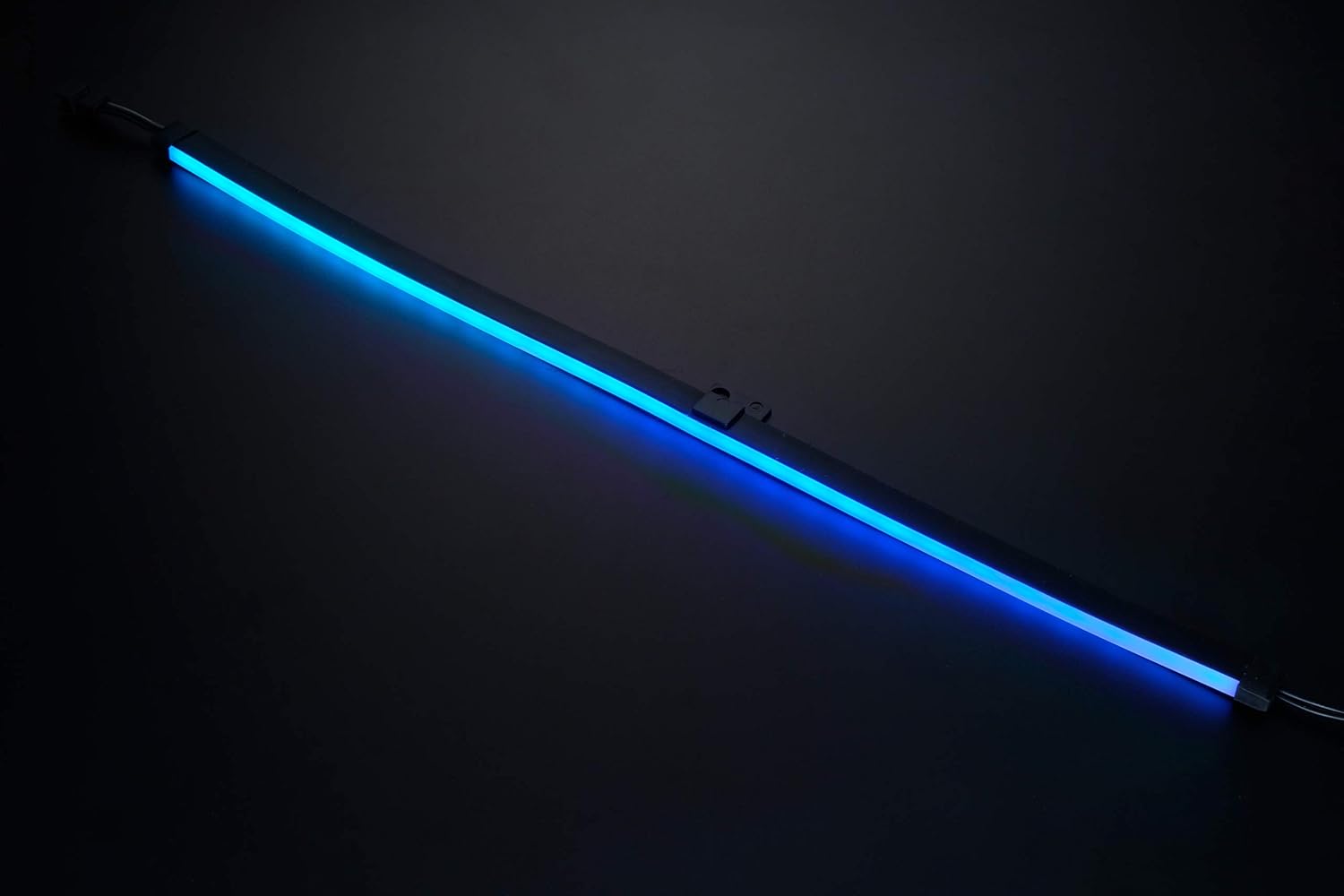 Hottest Sale Phanteks NEON Digital-RGB LED Strip M5 (PH-NELEDKT_M5) – 1x 550mm Smooth Lighting Strip, Full-Color Range, Flexible mounting