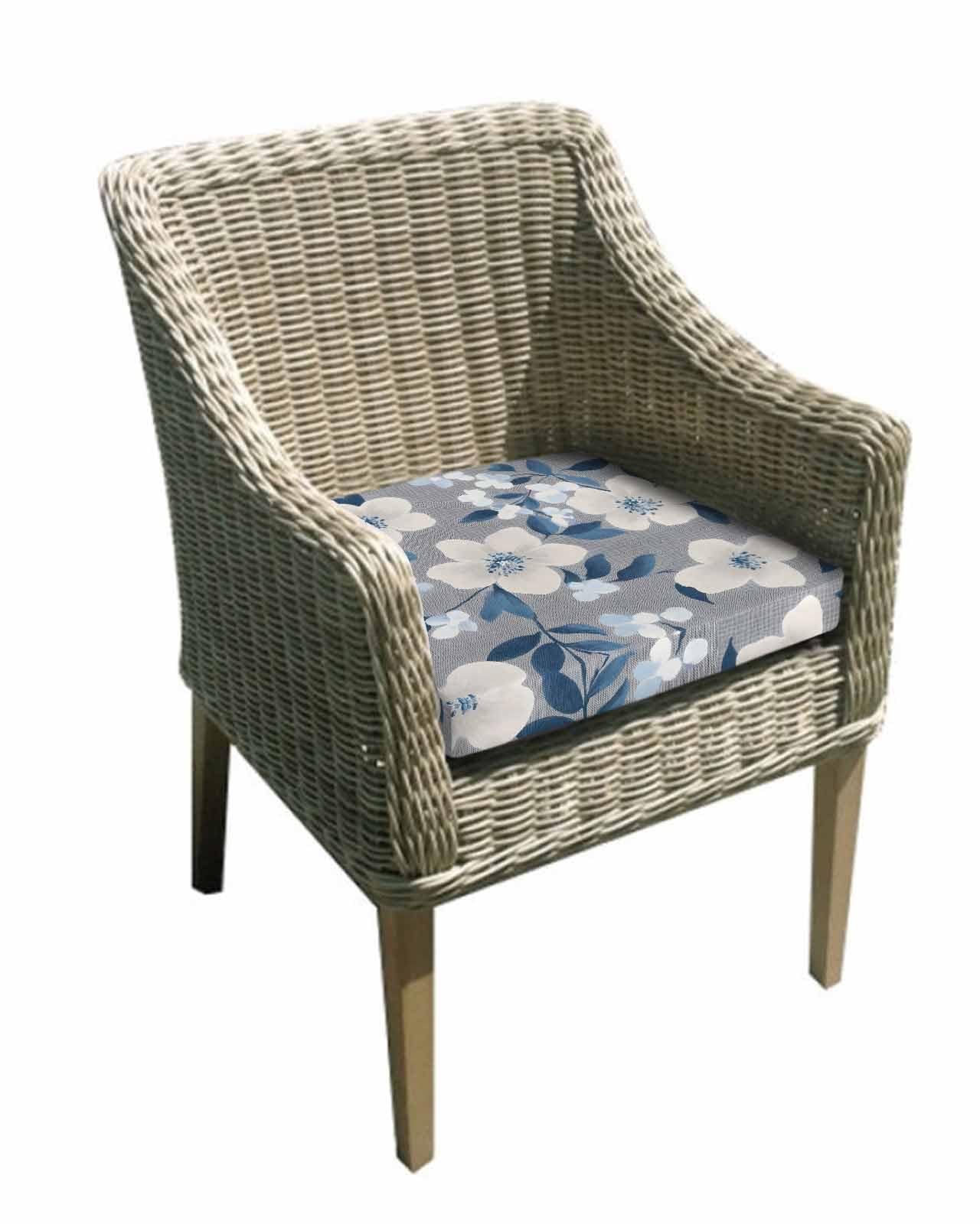 Hokiten White Floral Outdoor Cushion Chair Cover Set of 2 - Waterproof Couch Seat Covers, Vintage Pastoral Botanical Flowers Patio Furniture Protector Cushions Slipcovers for Sofa/RV, 22