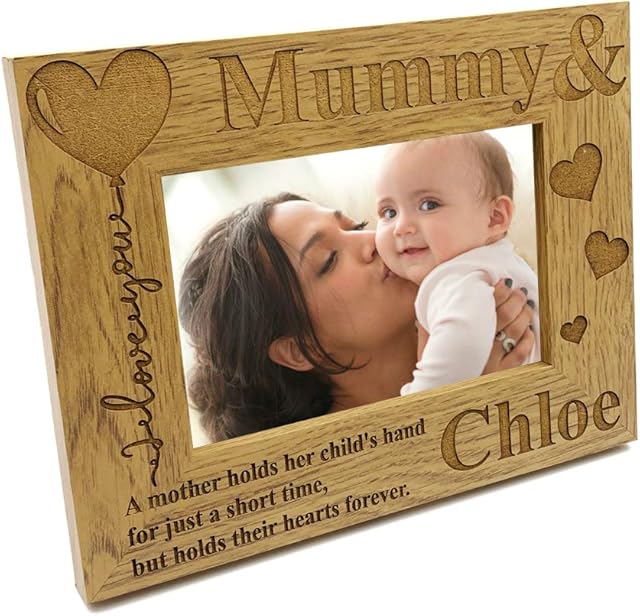 ukgiftstoreonline Personalised Mummy and Son or Daughter Heart Wooden Photo Frame Gift (5 x 7)