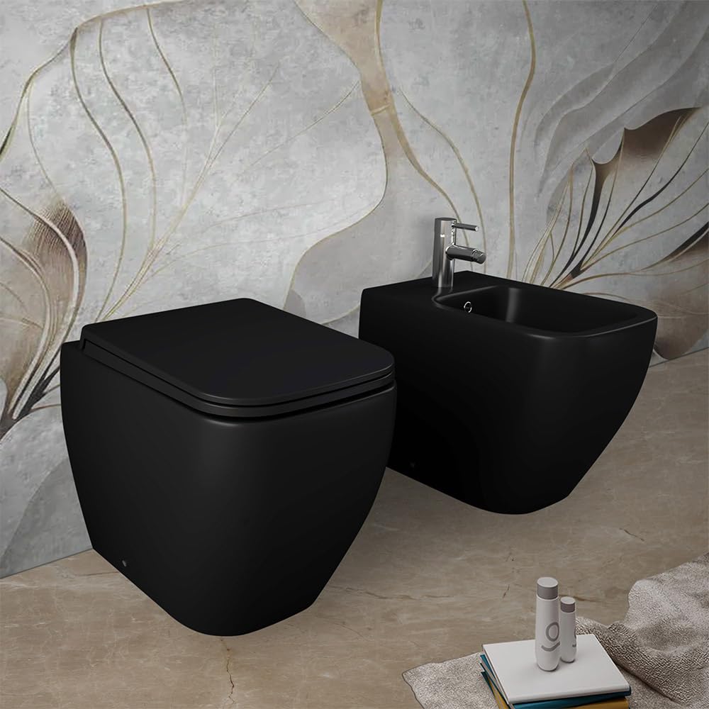 Wc singolo filomuro nero opaco senza brida serie Metropolitan, doppio scarico a parete o a terra con curva tecnica inclusa