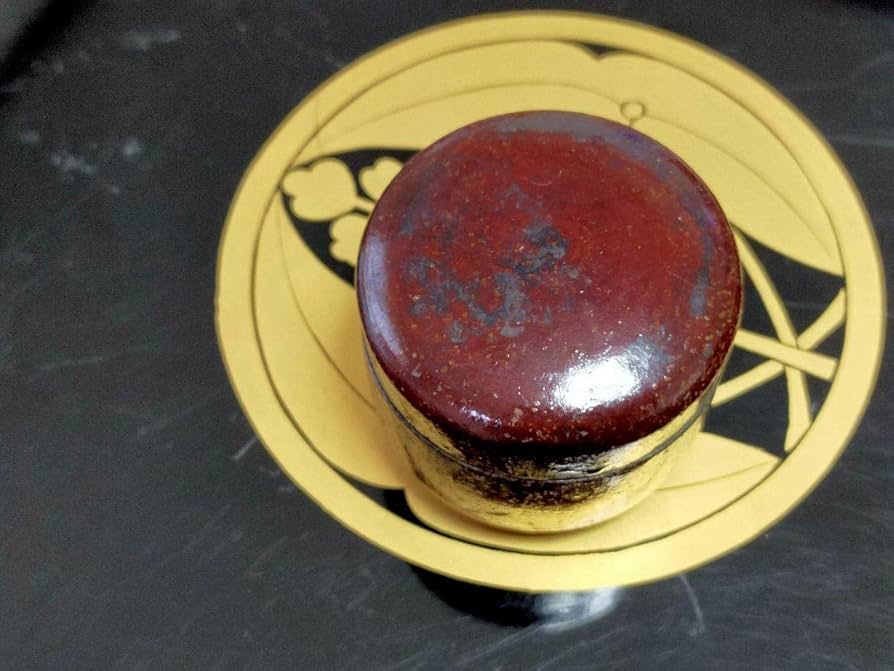 骨董　物入れ Amazon.co.jp: 蔵くら江戸時代薬入れ木製漆塗り230115MZ骨董