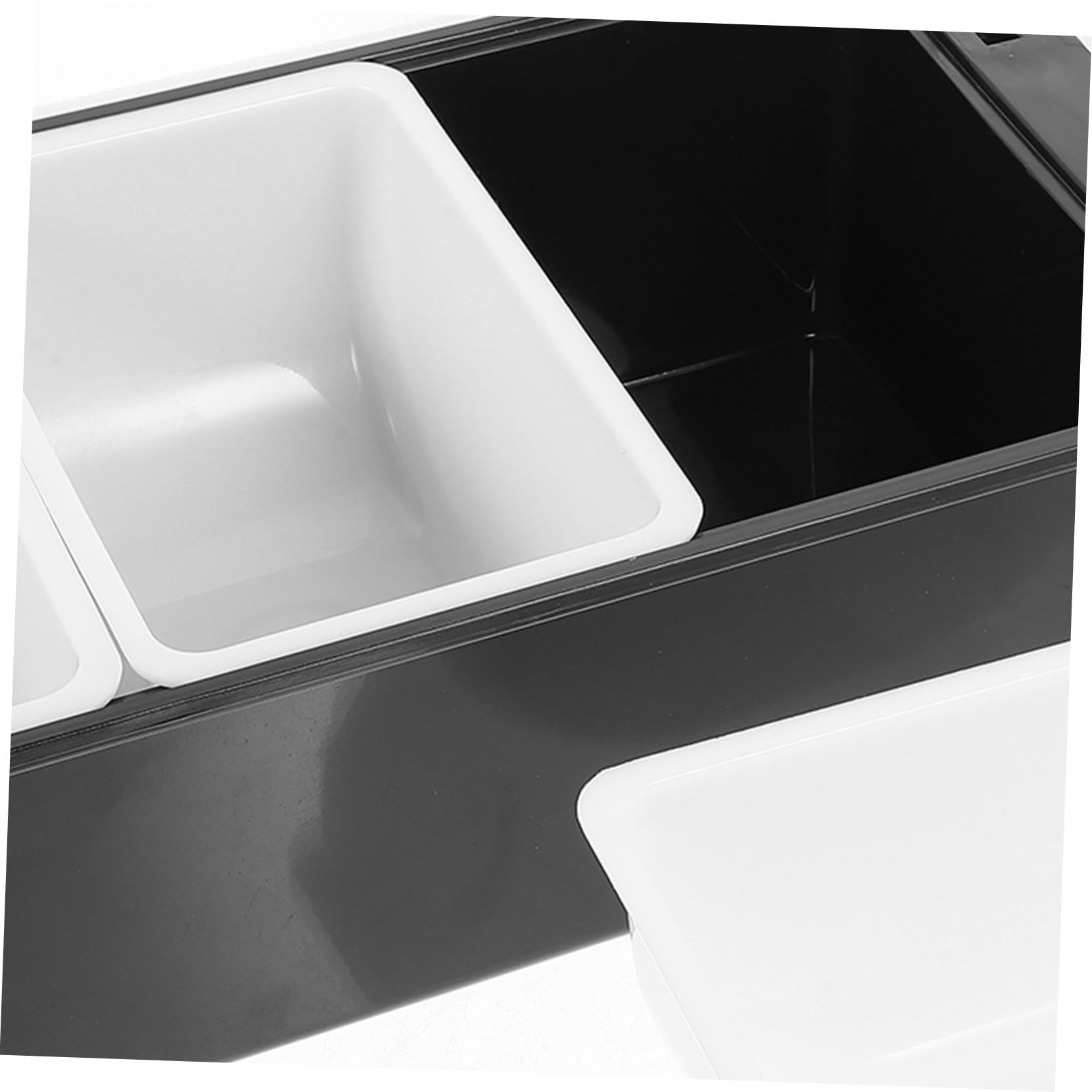 Cabilock Boîte à Aliments Design Divisé Compartimentée en Plastique Noir 5 Compartiments pour Classer et Stocker les Snacks, Facile à Transporter, pour Bar Cuisine