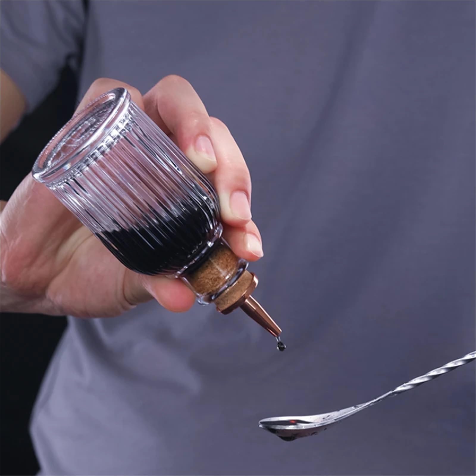 Bouchons de vin 10 pièces, bouchon bouteille d'essence amère, goutteur liqueur Dasher hauts outils Bar for garder le Champagne frais(Gold)