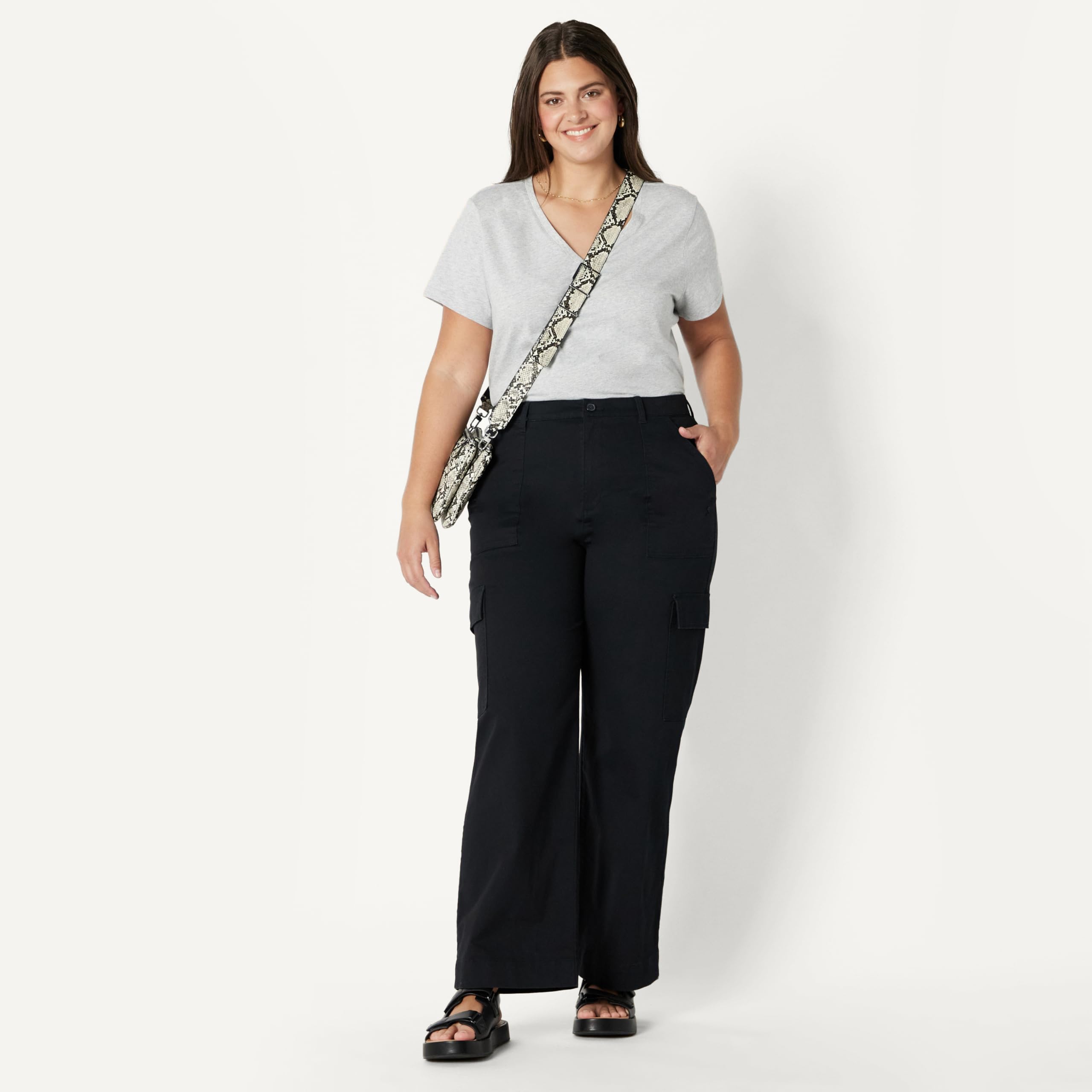 Amazon Essentials Mujer Pantalones Largos Cargo Caquis de Tiro Alto, Corte Holgado y Pernera Ancha