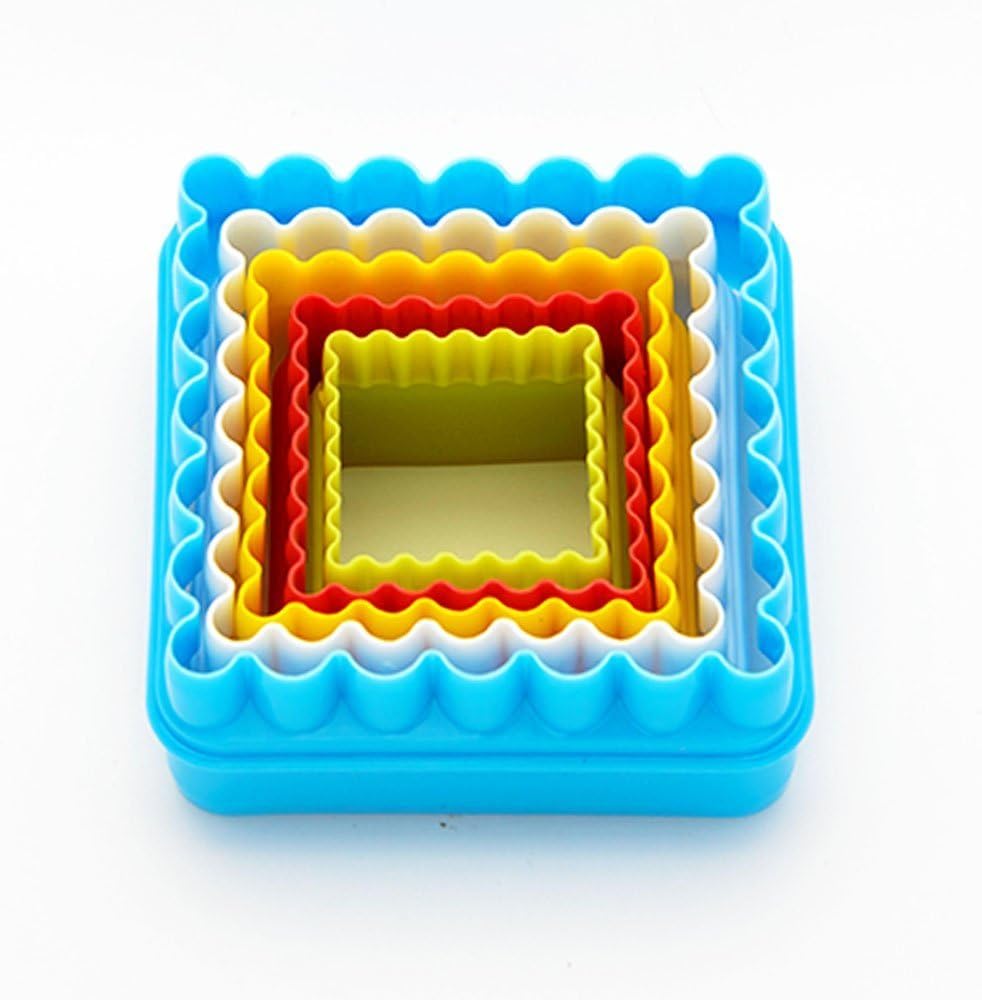 5Pcs Cookie Cutters (Random Color) Mulit-size Vibrant Color Plastic Fruit Biscuit Sandwich Cutter Set Baking Tools