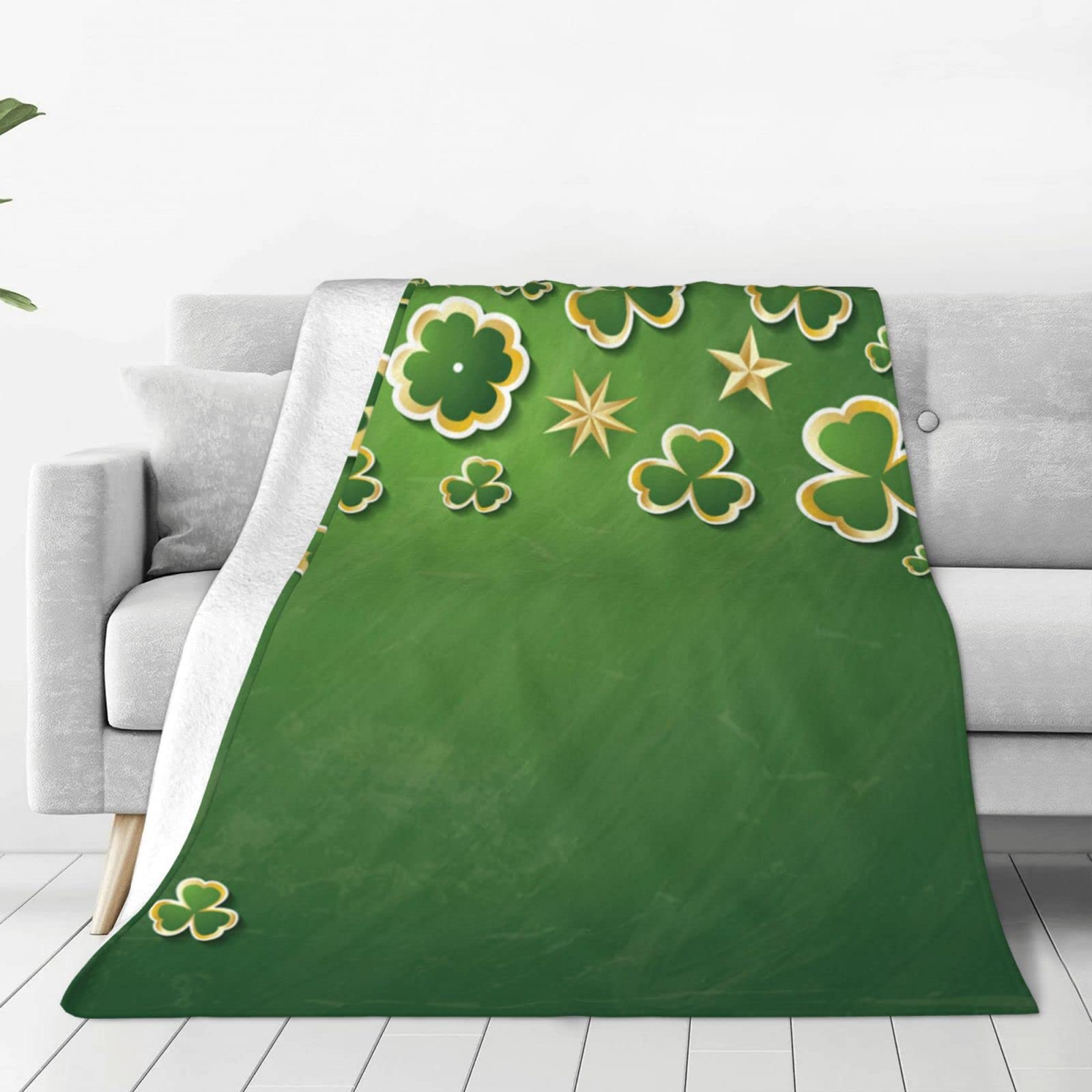 Lsjuee Throw Blanket Clover Leaf for St. Patrick's Day Warm Cozy Soft Lightweight Flannel Fleece Blanket for Bedroom Sofa Room Home Decorative Fuzzy Blanket 50"x40"