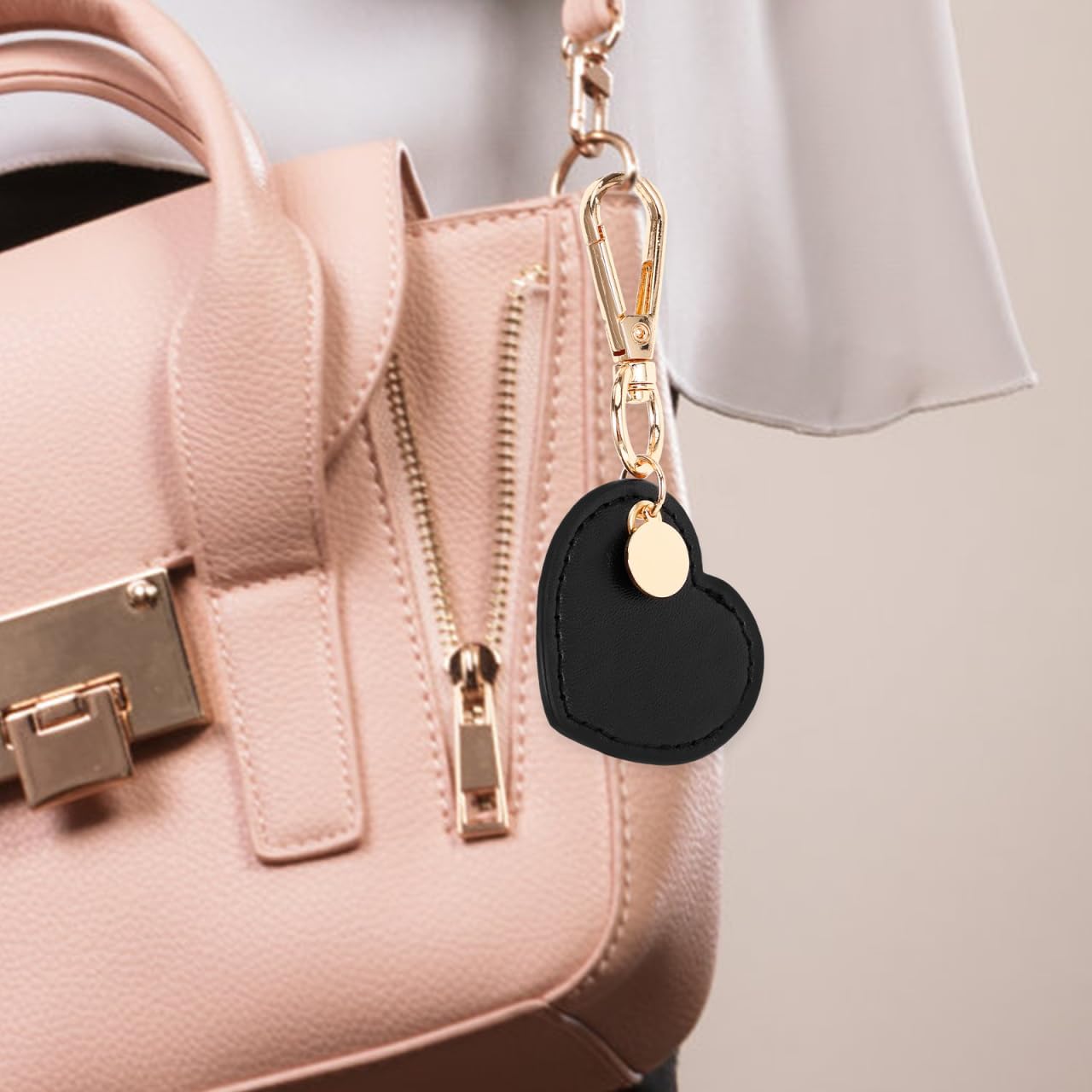 GALPADA Leather Heart Keychain: Fashion Leather Keychain, Heart Key Ring Bag Charm, Car Key Purse Accessories Charms - Image 7