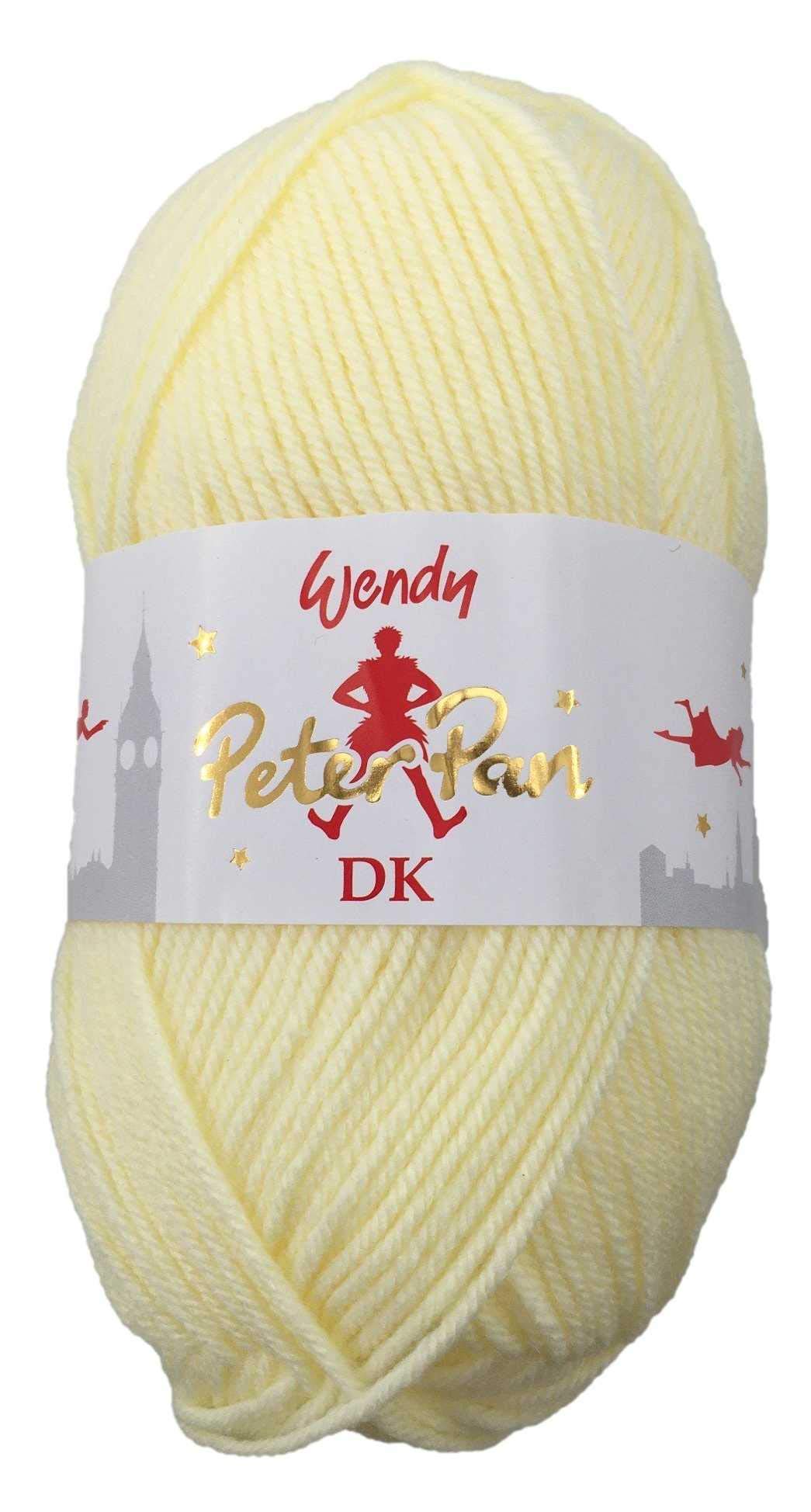 WENDY WOOLS Peter Pan DK 3 X 50g (Shade PD06 Pale Lemon) + Pattern UKHKA 165