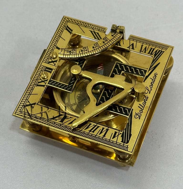 Sundial náutico cuadrado de latón macizo - Brújula artesanal para camping, caza y navegación ligera miniatura 3