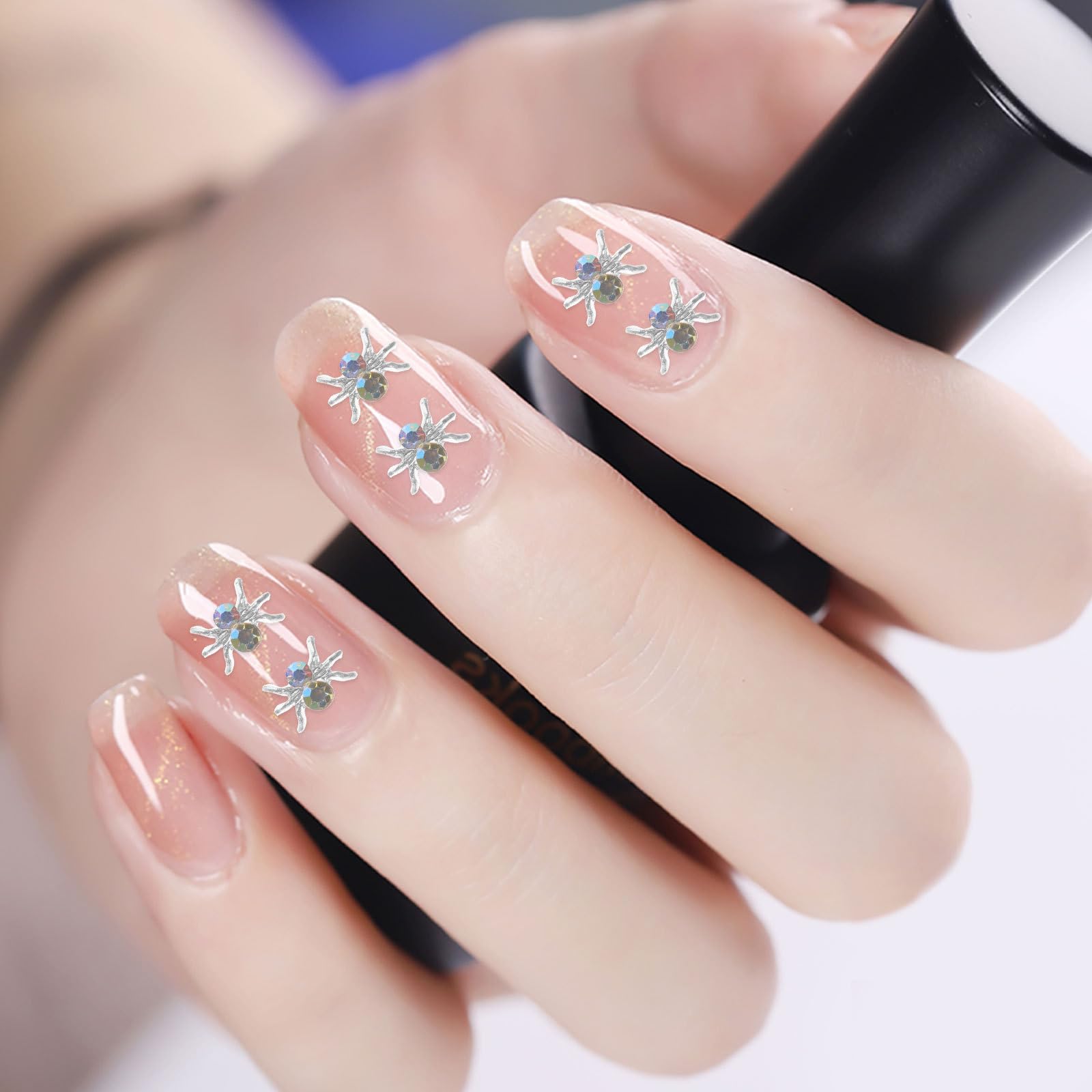 Uonlytech 500 Pièces Charms Ongles Araignée en Alliage Argenté Léger, Décoration de Manucure Facile à Utiliser pour DIY Nail Art Unique et Attrayant, pour Halloween