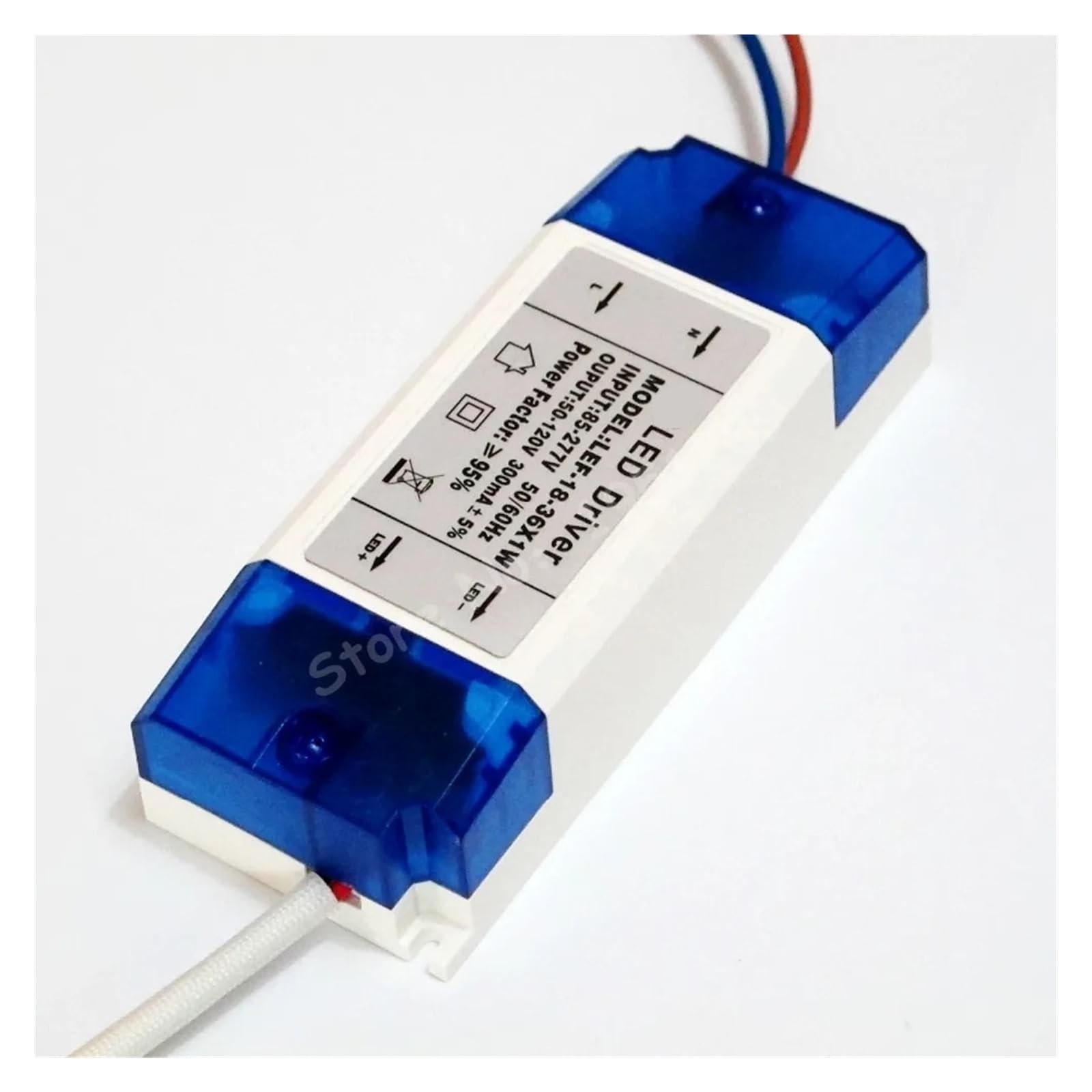 Convertisseur AC 110V 220V pour stopper la surchauffe de vos lampes LED 24W et 30W