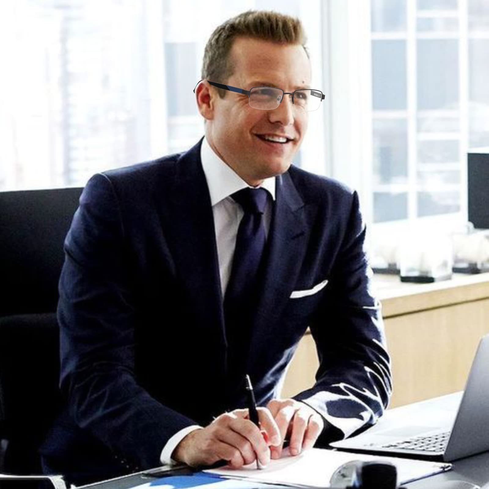 Missfive Gafas de lectura multienfoque premium para hombre, luz azul, marco de metal progresivo sin bisagra de resorte rota