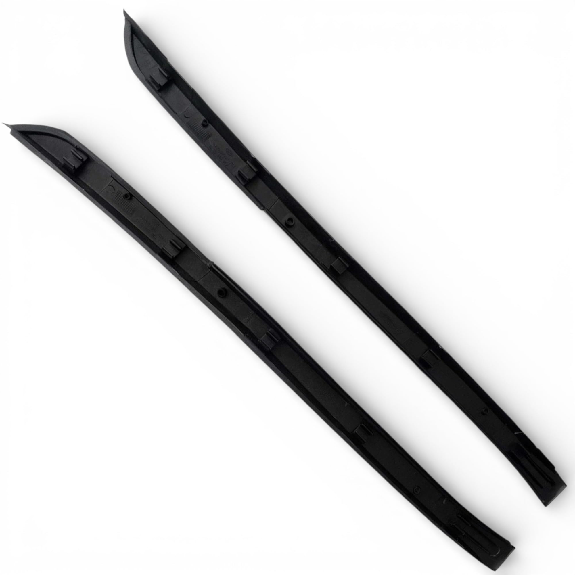Esta guarnición de parabrisas con clips para los lados izquierdo y derecho del Vito W638 (1996-2003) es compatible con los modelos A6386980079, A6386980179, A6389840961
