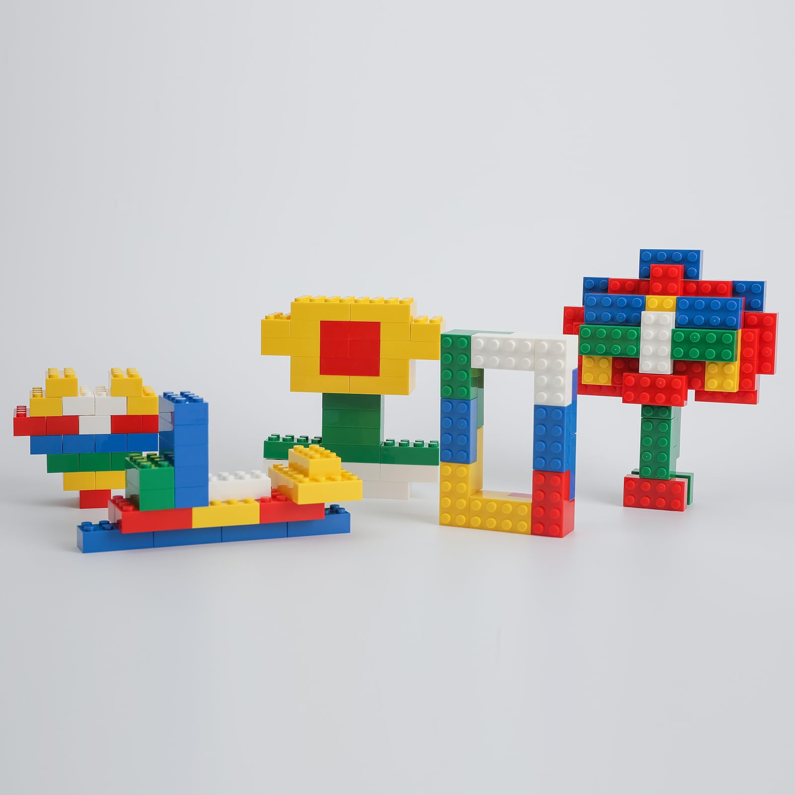 200 pezzi di mattoni da costruzione classici, 2x4 blocchi di costruzione STEM creativi giocattoli da costruzione, rosso, giallo, blu, verde