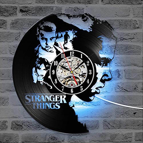 Decorazione murale unica con un disco in vinile da 12 pollici. L'orologio è composto da dischi in vinile.