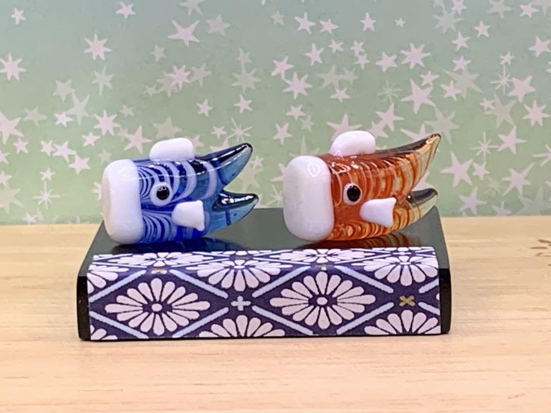 Amazon.co.jp: 可愛い*° ミニ鯉のぼり（青赤）＆節句黒台ミニチュア 