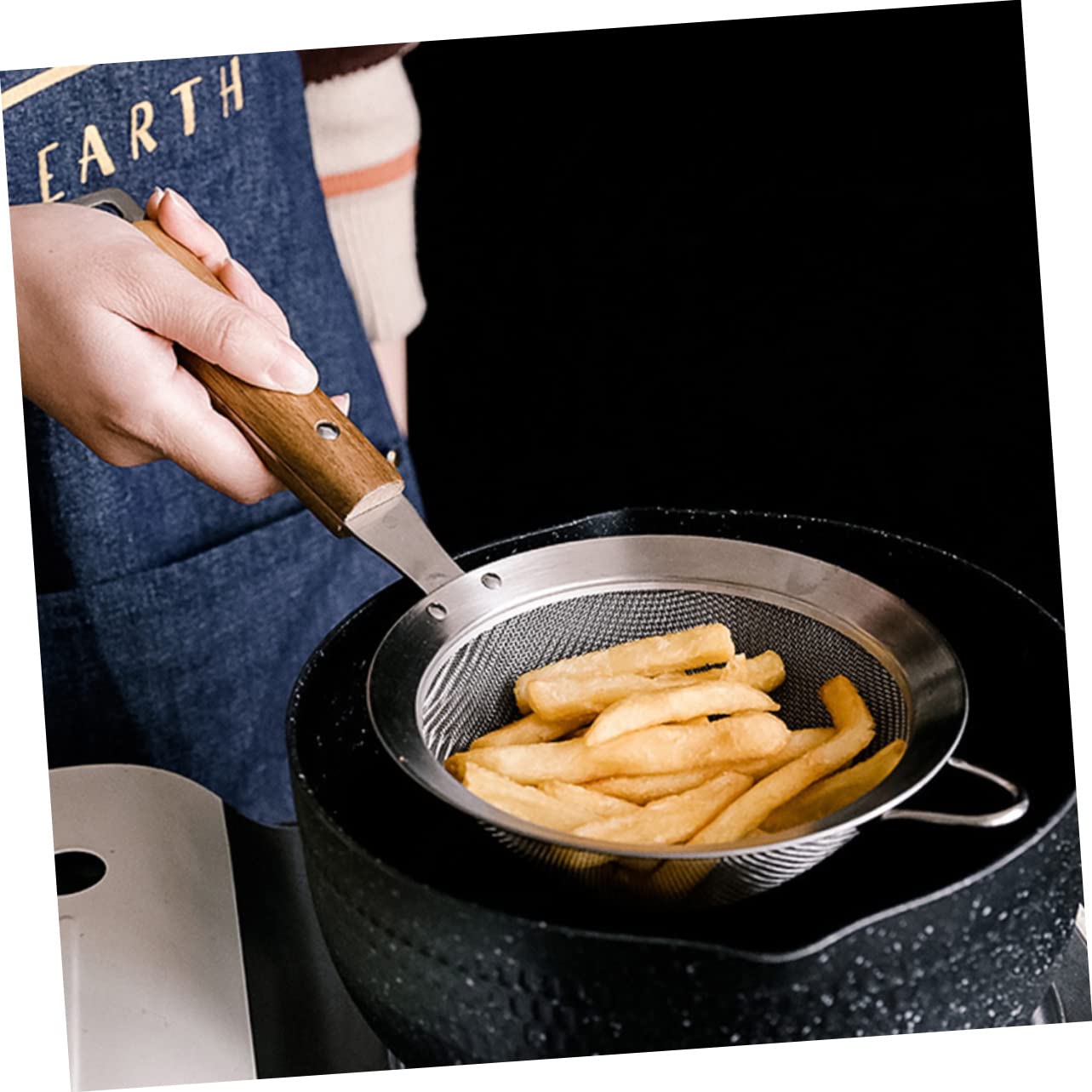 OFFSCH 1Pc Stainless Steel Mesh Strainer with Ergonomic Handle Multi Function Skimmer Spoon for Cooking Filtering Fried Foods Scooping Noodles and More