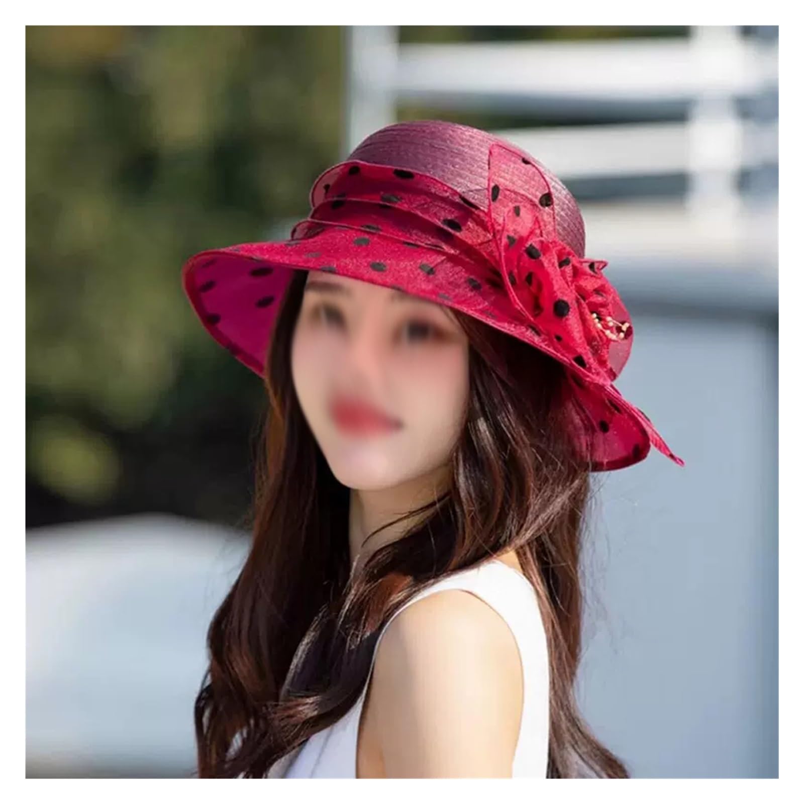 Chapeau de paille plage et vacances d'été pour femme coquette