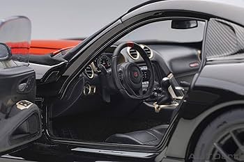 ダッジ・バイパー 1/18スケール 赤 AUTOart 1/18 ダッジ バイパー 1:28 エディション ACR