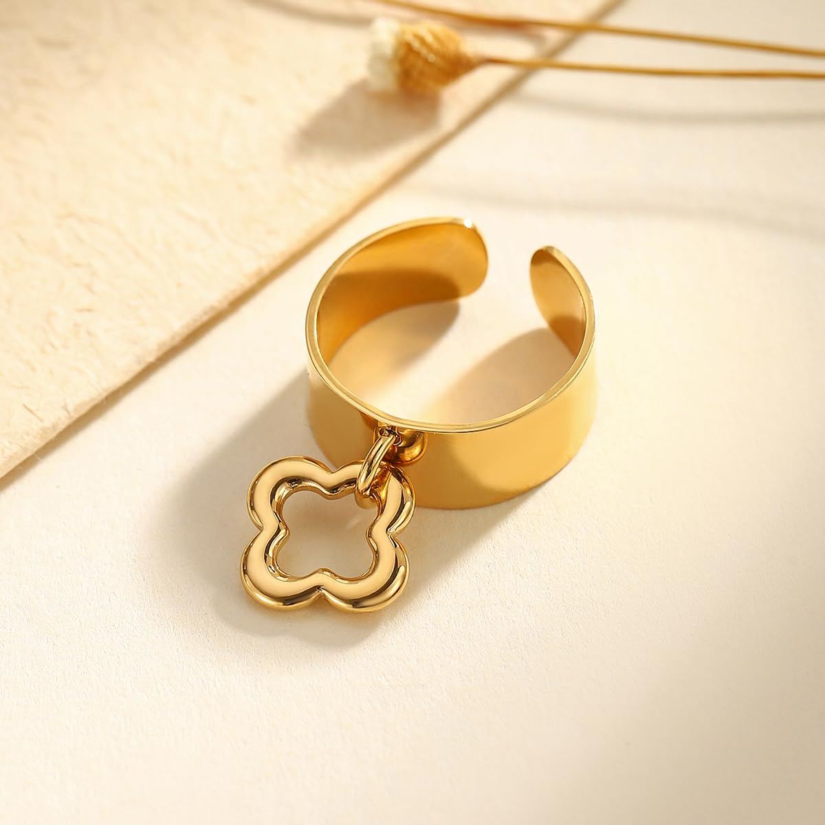 BUMMER Bague Pendentif Trèfle en Acier Inoxydable Plaqué or 18 Carats Avec Pendentif oiseau Soleil Bague Ouverte réglable Pour Cadeaux