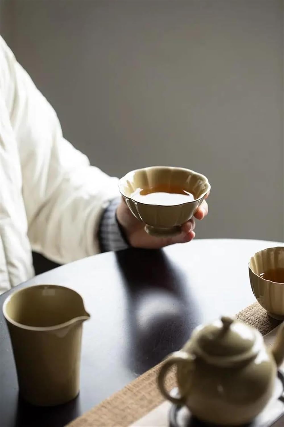 Teapot Set Kung Fu Tea Set Tea Tasting Cup Tea Cup Bowl Teacup Ceremonial Cup Ding Ware Yellow Handmade Sunflower Cup Master Cup Tea Sets with Teapot,