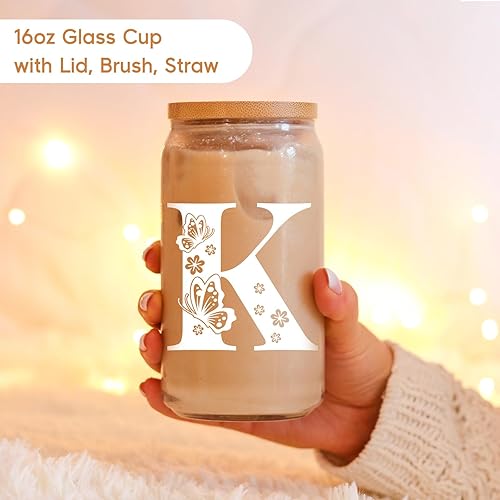 Miniatura 5 de Fairy's Gift Taza de café de vidrio con inicial con pajita, vaso de mariposa, vaso de vidrio de 16 onzas, bonita taza estética, personalizada, con
