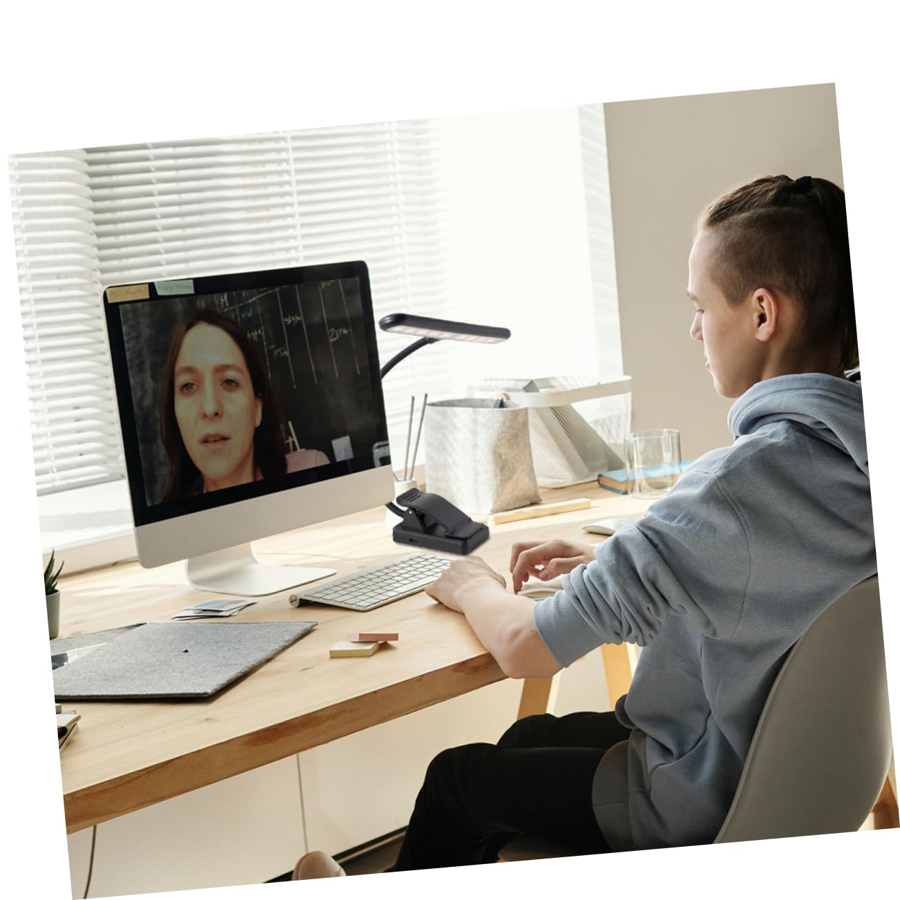 SHOWERORO Clip on Reading Lamp Music Stand Piano Lamp 27 Book Lights Adjustable Brightness