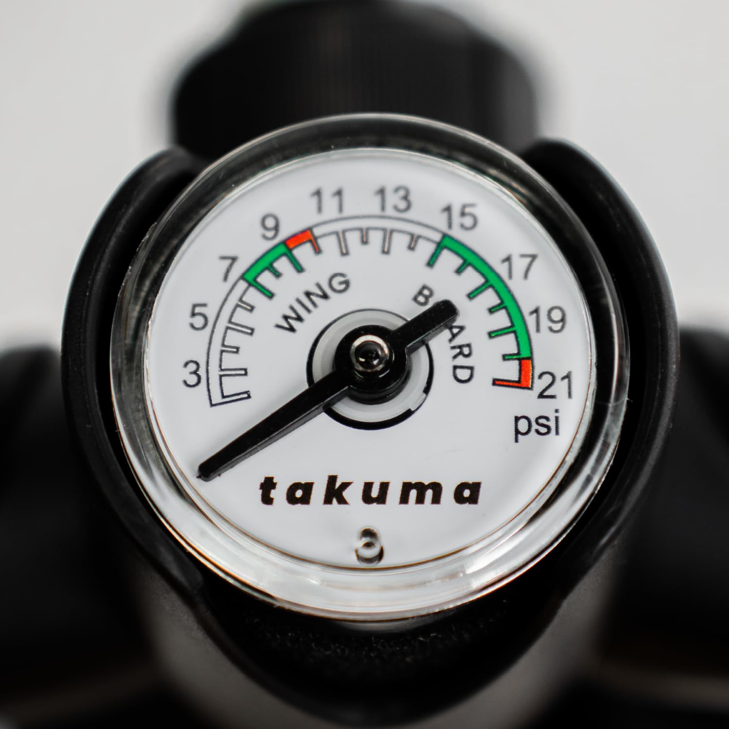 Pompe Takuma Blanche Double Action Pour Wing Et Paddle - Gonflage Rapide 2 Vitesses - Pompe Gonflable Sports Nautiques