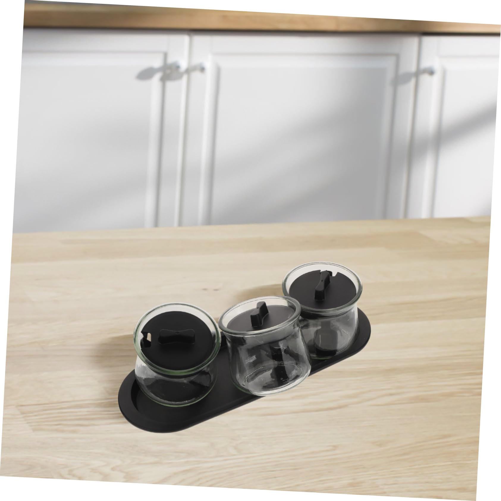 Ipetboom Set 3 Pezzi Barattoli per Spezie in Vetro Soda con Coperchio, Cucchiai e Vassoio, Design Trasparente Facile da Pulire per Cucina Pratica e Ordinata