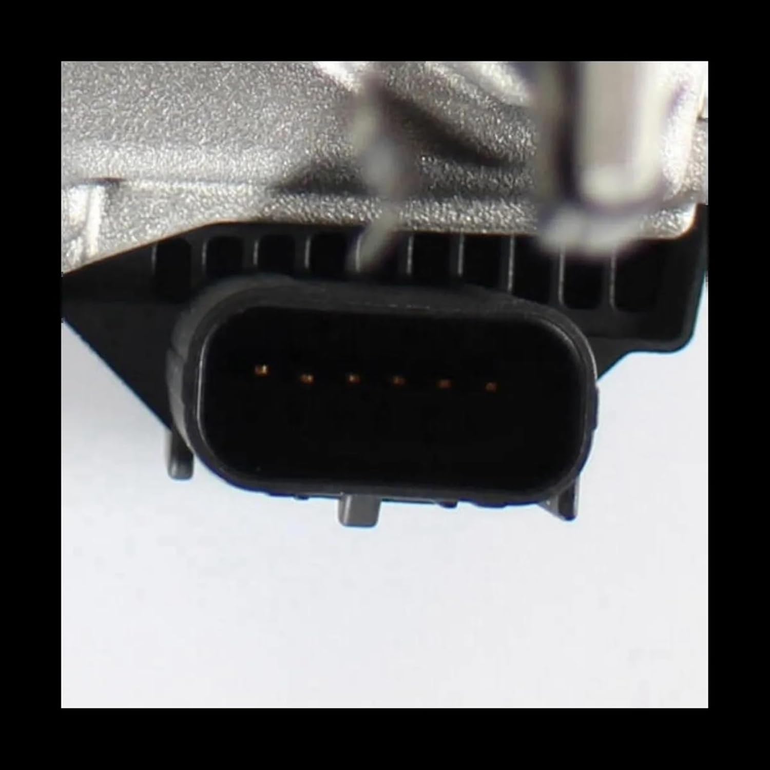 Throttle Valve Socket Compatible with Edge for Escape for Explorer for Focus for Fusion for Taurus 12-17 Throttle Assembly Throttle Body CM5E9F991AD