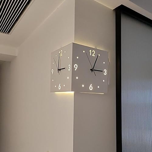 KYOFIS Reloj de pared Corne de doble cara, reloj de pared de esquina luminoso con sensor con escala numeral, funciona con pilas, reloj de pared