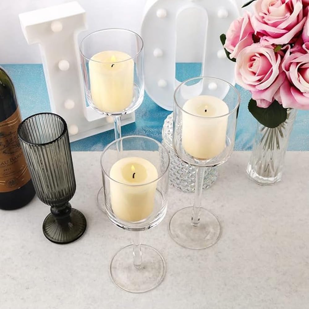Elegante Juego de Copas de Vino cuadradas y portavelas con Velas