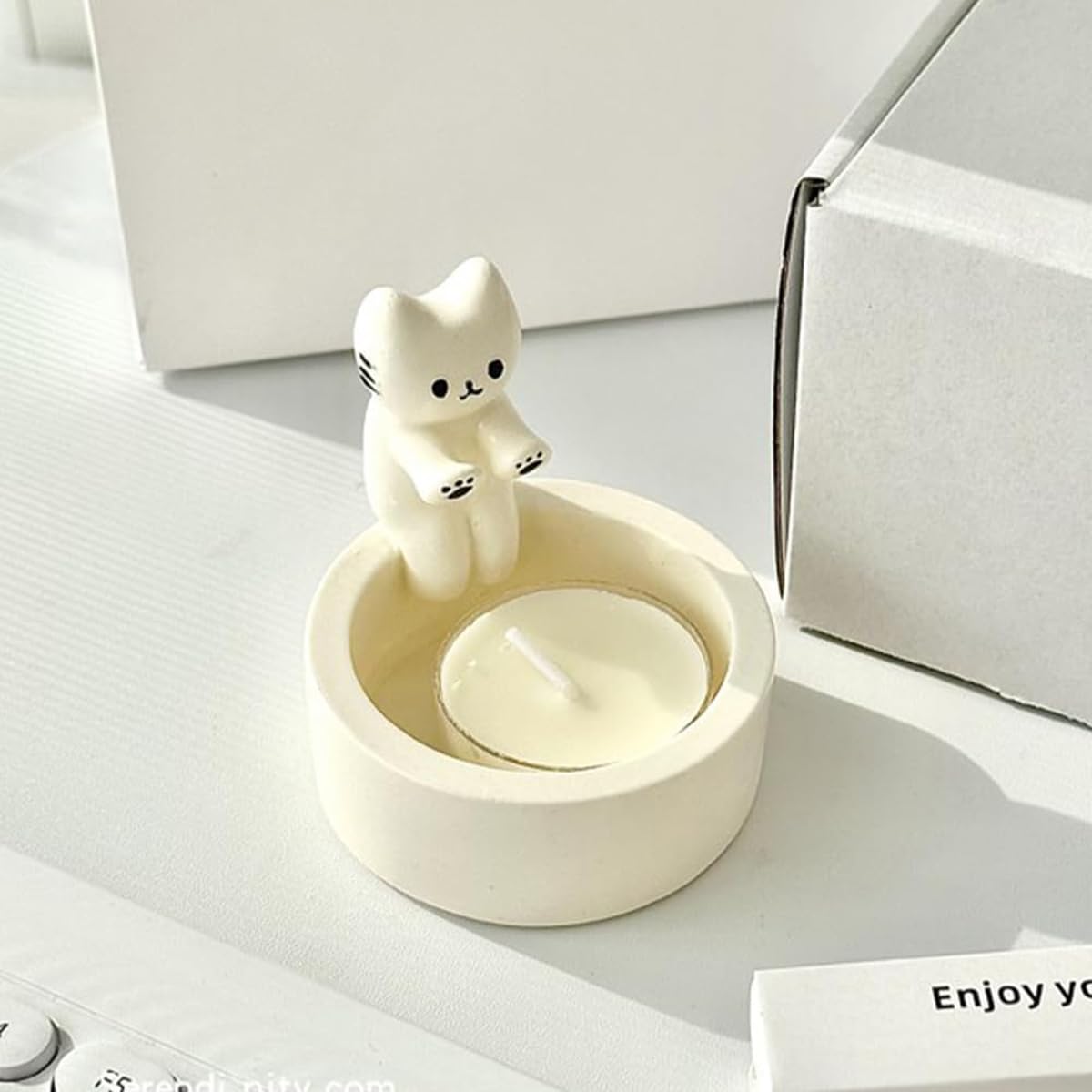 Amazon.co.jp: 子猫のキャンドルホルダー 足を温める 猫 キャンドル