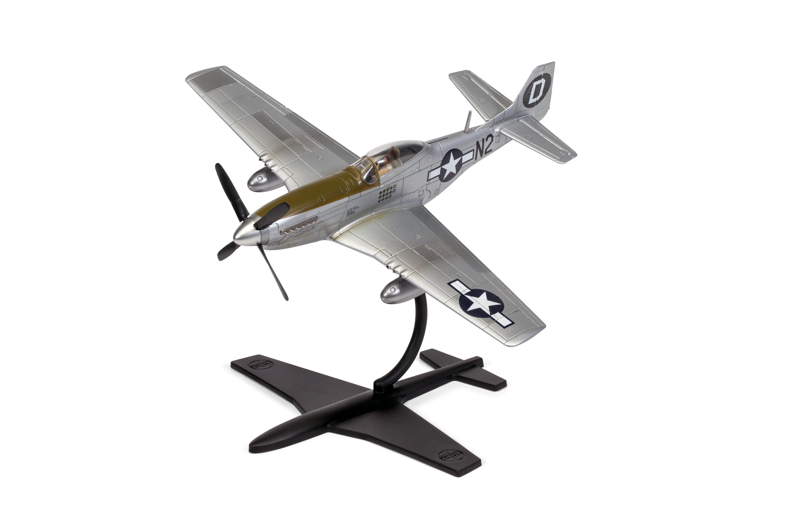 Zestaw startowy Airfix – A55013 North American P-51D Mustang Model Building Kit – plastikowe modele samolotów dla dorosłych i dzieci od 8 lat. Zestaw zawiera wypraski, kalkomanie