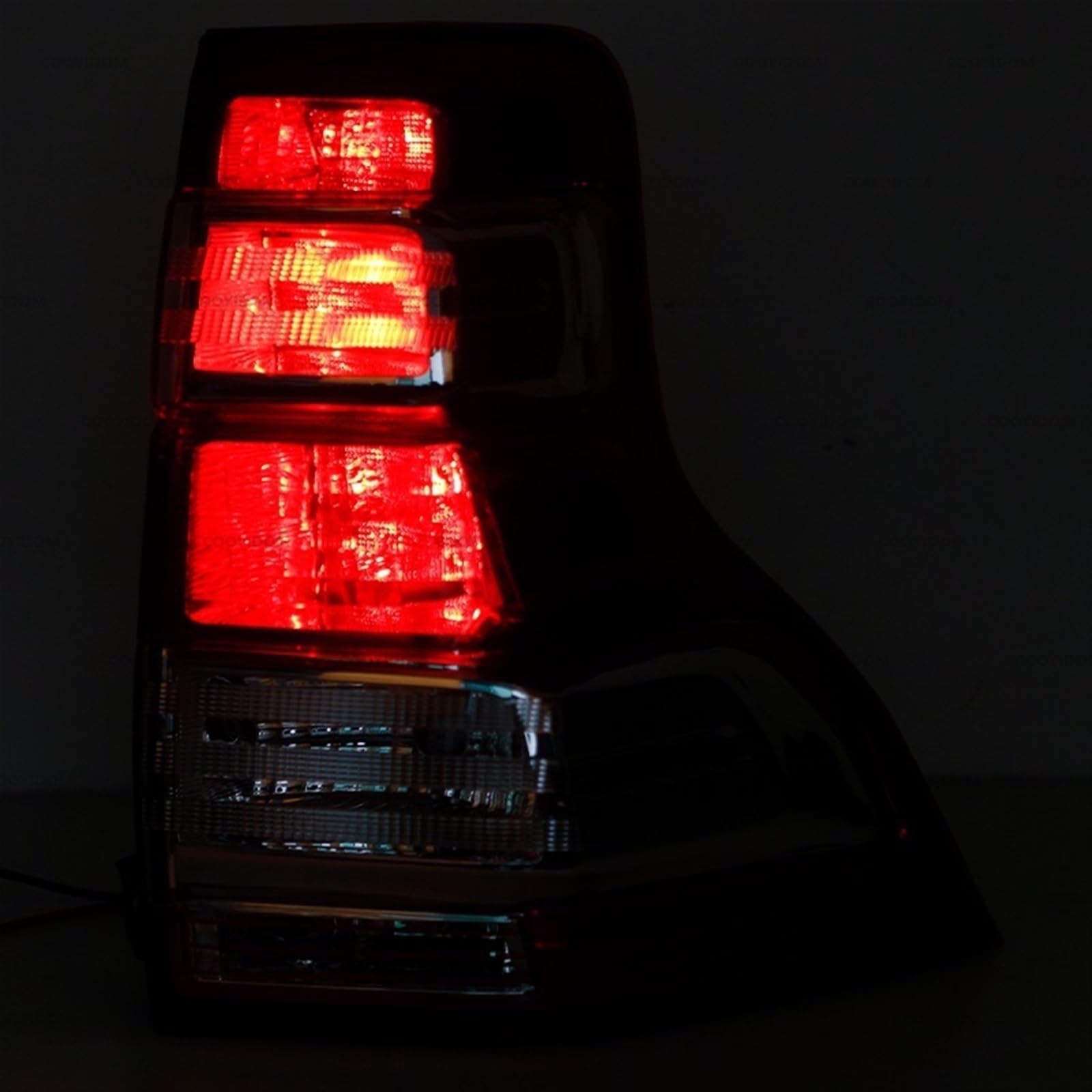 Generico Fanale posteriore per auto Gruppo fanale posteriore per auto per Toyota Per Land Per Cruiser Prado LC150 FJ150 2014 2015 2016 2017 Avvertimento freno Lampada di Per coda(Red left)