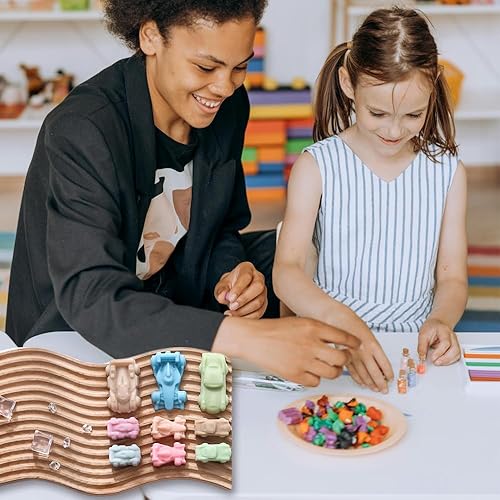 Miniatura 7 de Paquete de 2 moldes de silicona para automóvil con temática 3D de carreras, bandeja de moldes para hornear bricolaje para crayones de chocolate,