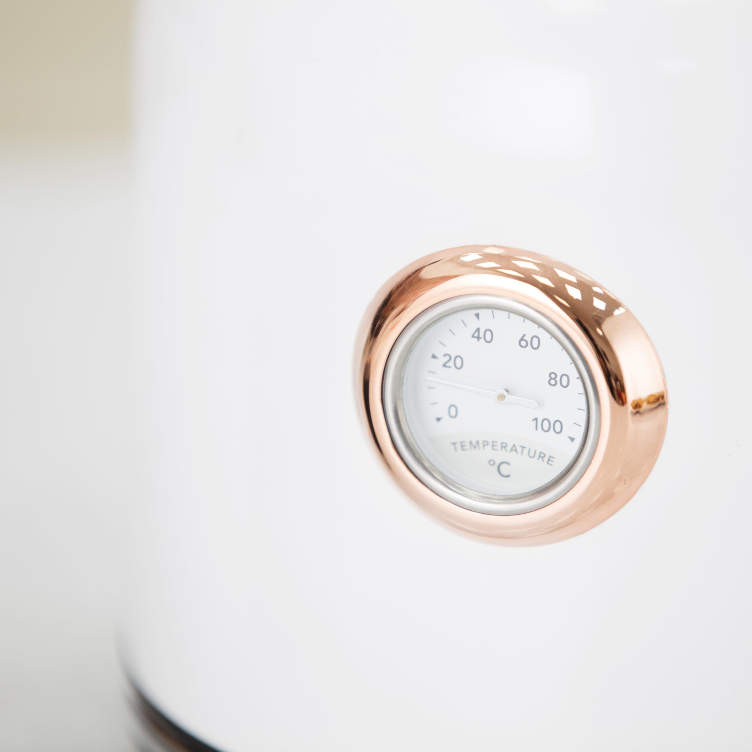 Tower Bottega T10020w Rapid Boil Traditional Kettle With