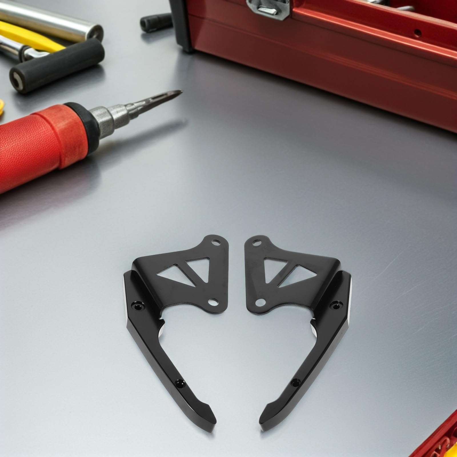 SHINEOFI Poignées de Maintien Arrière Moto en Alliage D’Aluminium, Barres D’Appui Siège Arrière Universelles Noires, Accessoires Passager Moto pour Toutes Saisons, Installation Rapide