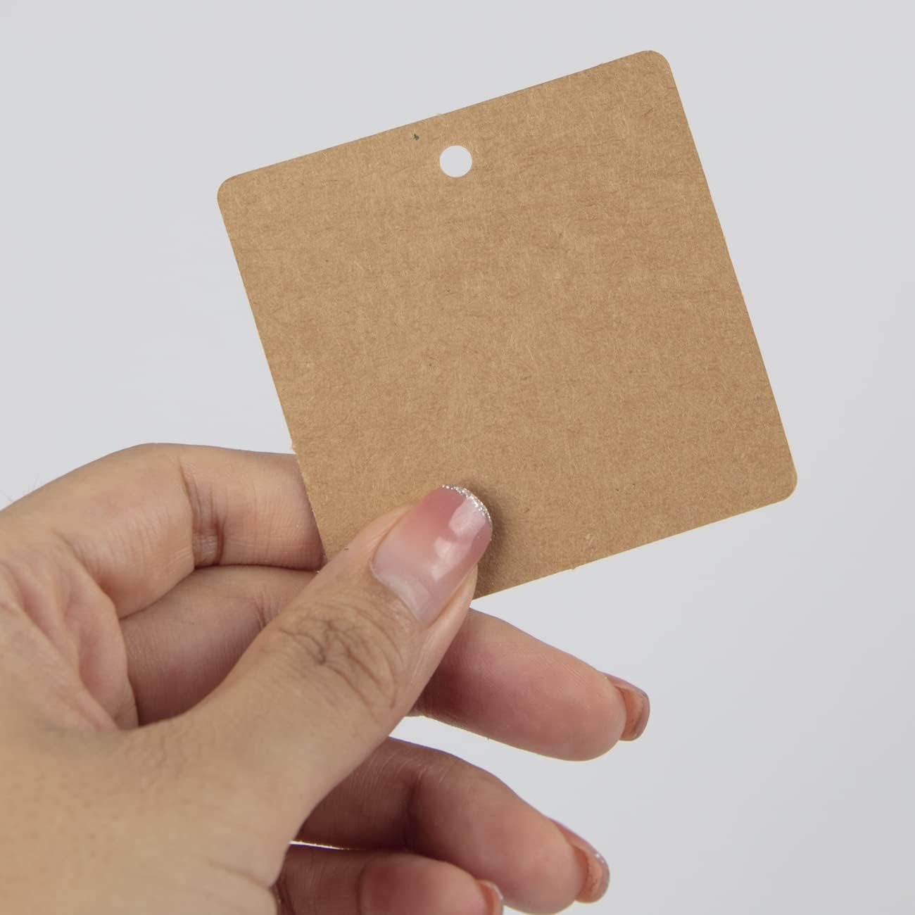 100 PCS Kraft Gift Tags Blank Paper Hang Tags Price Tags with 100 Feet Jute Twine (Brown)