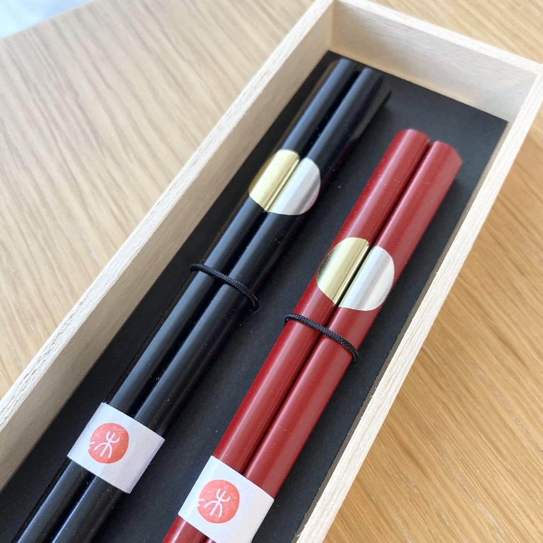 Amazon.co.jp: 神戸箸屋 亀甲 日月夫婦箸 箸2本セット : おもちゃ