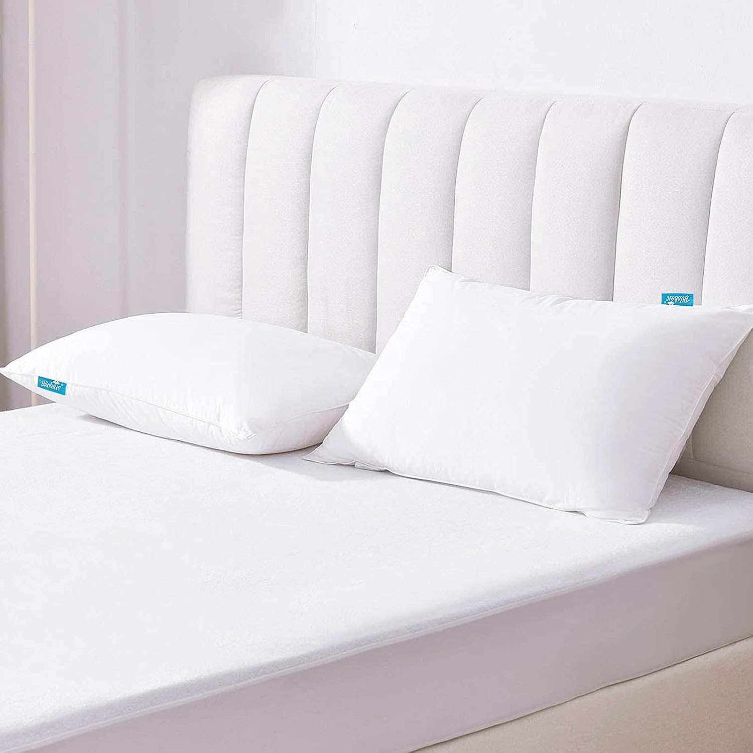 Pillow Protector 100% Waterproof & Noiseless & Machine Washable Pillow Cover Pillow Protectors with Zipper Standard Size 2 Pack