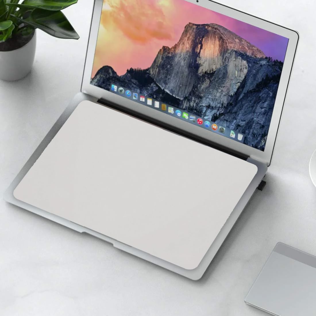 Panno per la pulizia dello schermo e della tastiera del computer portatile, compatibile con laptop da 15/16"