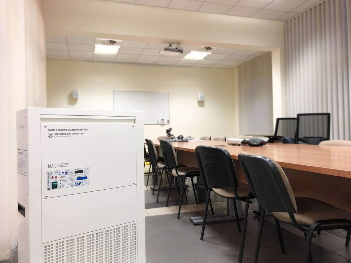 MBH Profesjonalny przemysłowy oczyszczacz powietrza Sterylis Basic 100