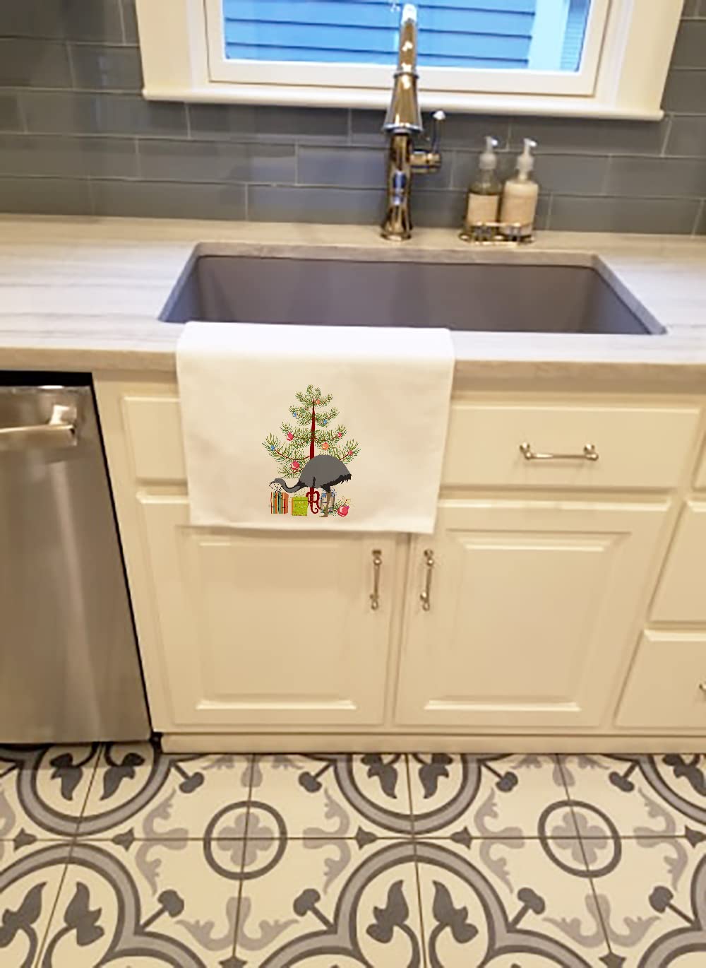 Caroline's Treasures Rhea Christmas - Set di 2 strofinacci da cucina, colore: Bianco