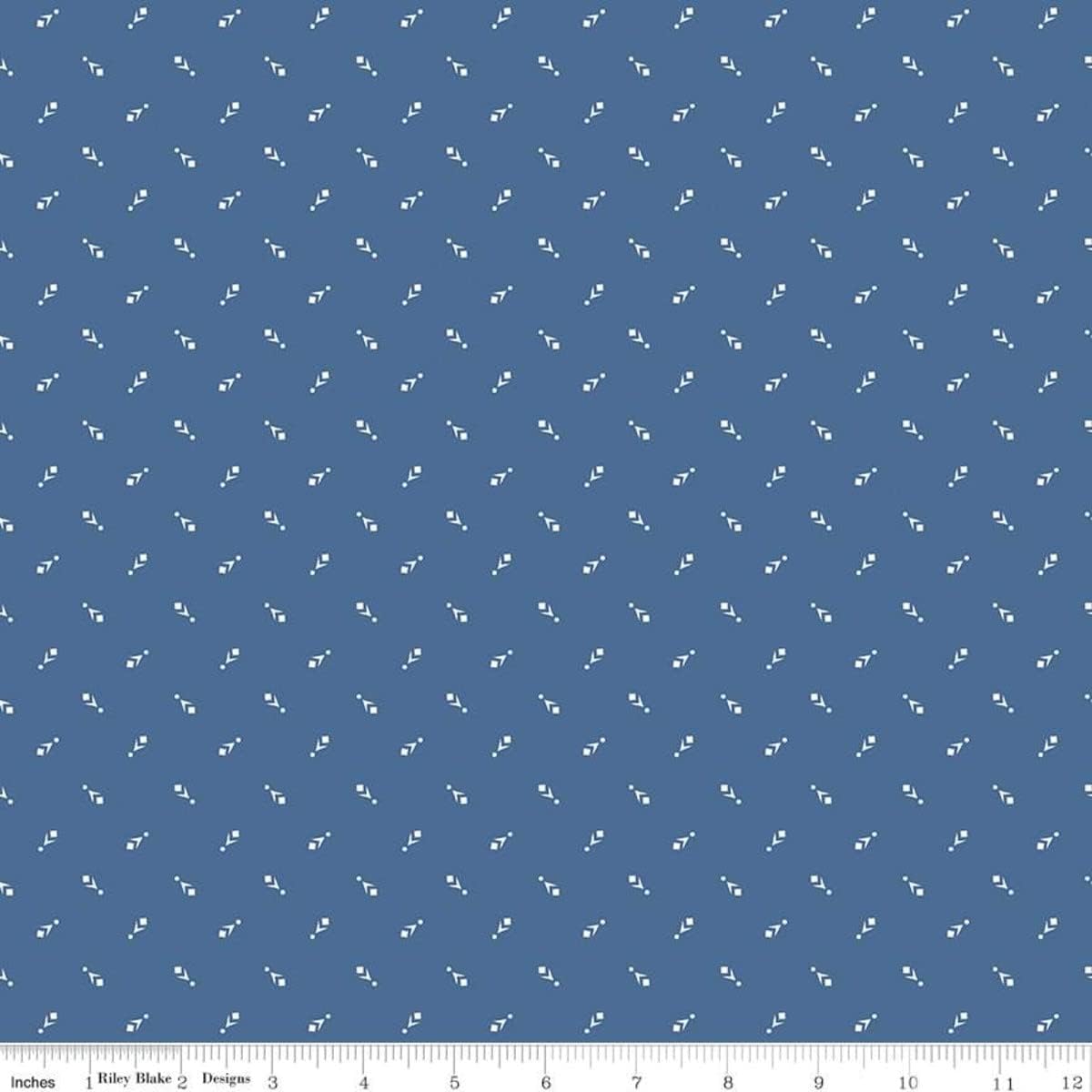 Prairie Fat Eighth Bundle (46 Pieces) by Lori Holt for Riley Blake 9 x 21 inches (22.86 cm x 53.34 cm) Fabric cuts DIY Quilt Fabric