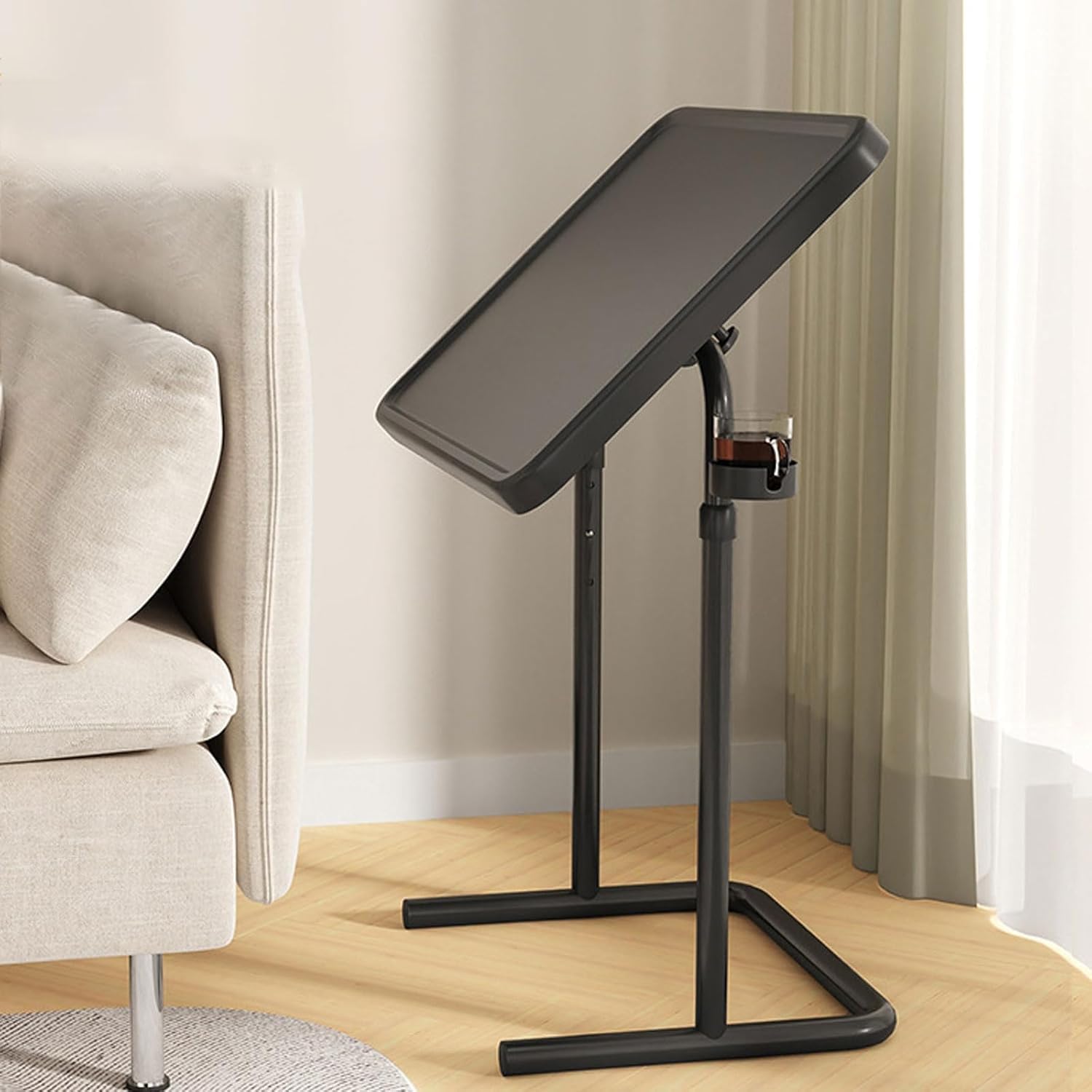 Tavolino pieghevole regolabile in altezza con ruote, scrivania in piedi con portabicchieri – facile da montare, perfetto per l'uso del computer portatile a letto, divano o ufficio