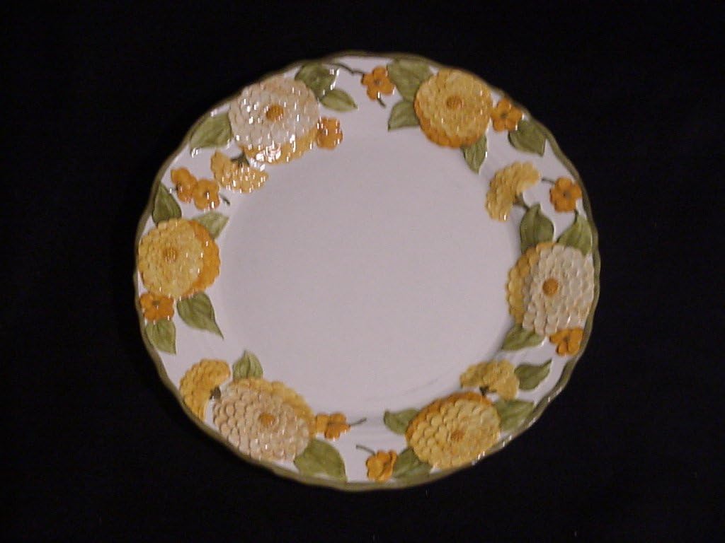 METLOX DINNER PLATES SCULPTURED ZINNIA Everything Else